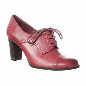 Etienne Aigner Oxford Heels